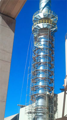 Scaffold-and-tall-pipe-4-5